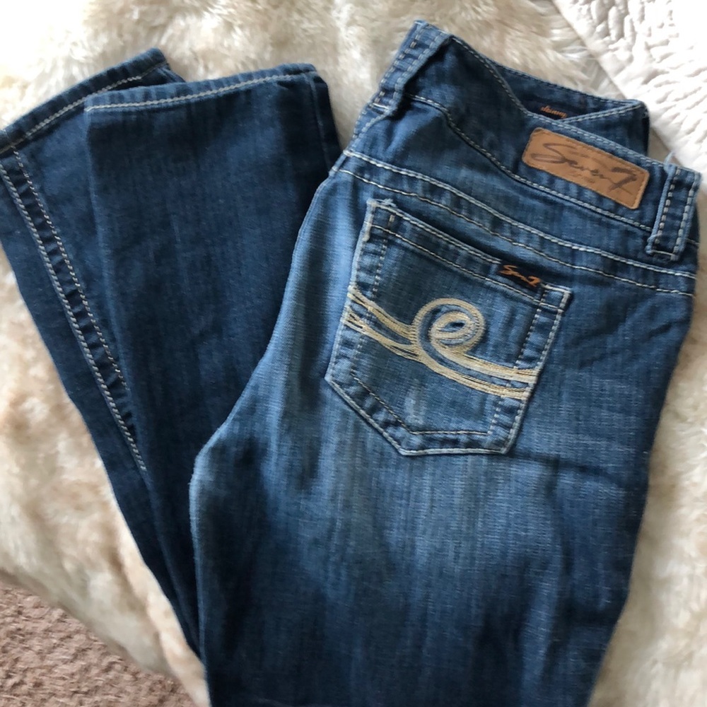 Seven jeans. Size 8, skinny, gently used